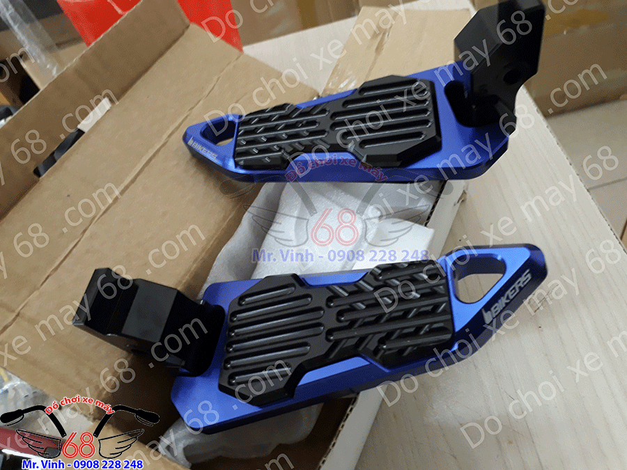 Hình ảnh: Cận cảnh gác chân CNC độ cho SH màu xanh đen cực đẹp giá rẻ tại shop 68 TPHCM Q1