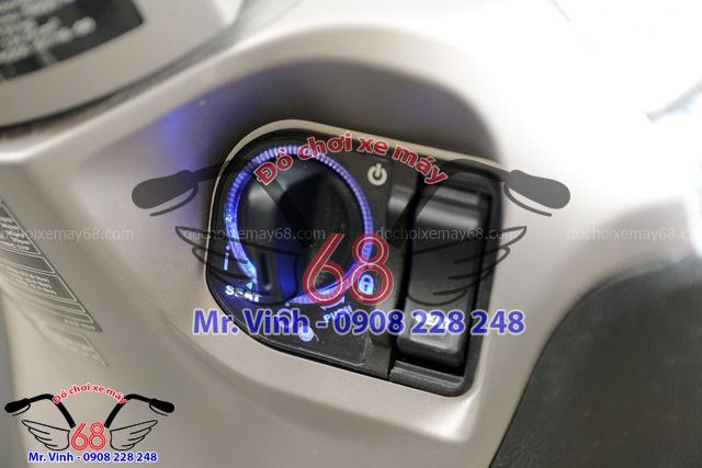 Hình ảnh: Khóa thông minh trên xe SH Mode giá rẻ tại Shop đồ chơi xe máy 68 TpHCM Q1