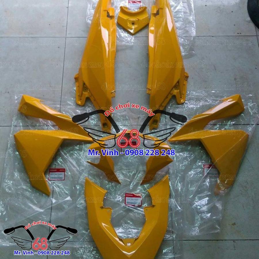 Dàn áo Vario màu vàng - Hàng chính hãng