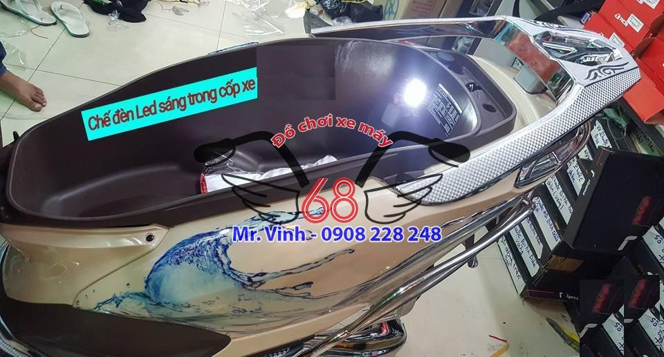 Đèn soi cốp xe airblade hot