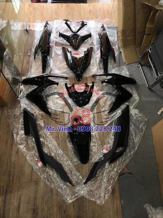 Bộ dàn áo đen bóng – Click 125 2018