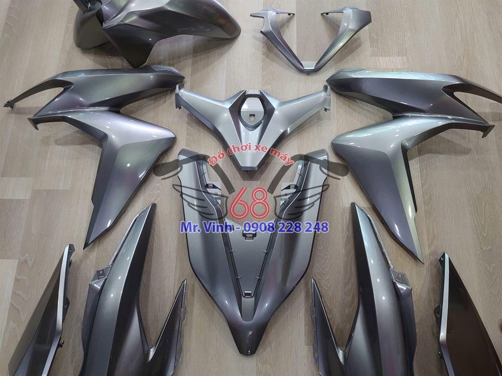 Dàn áo Honda Click 150i đời 2018 màu bạc
