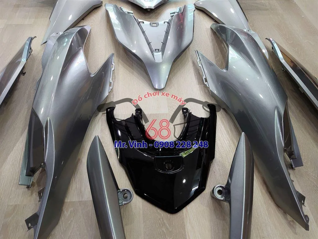 Dàn áo Honda Click 150i đời 2018 màu bạc - Ảnh 2