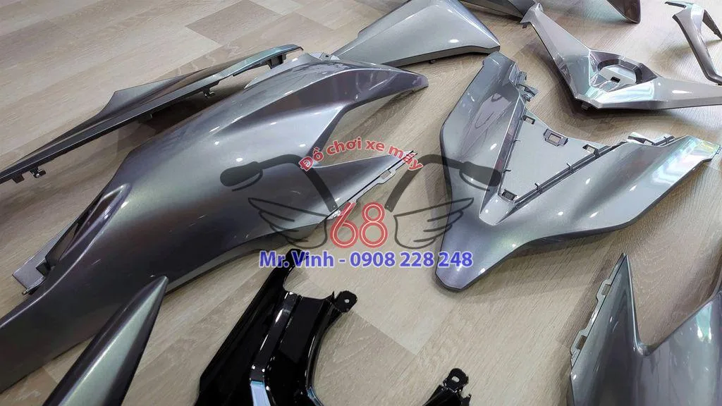 Dàn áo Honda Click 150i đời 2018 màu bạc - Ảnh 4