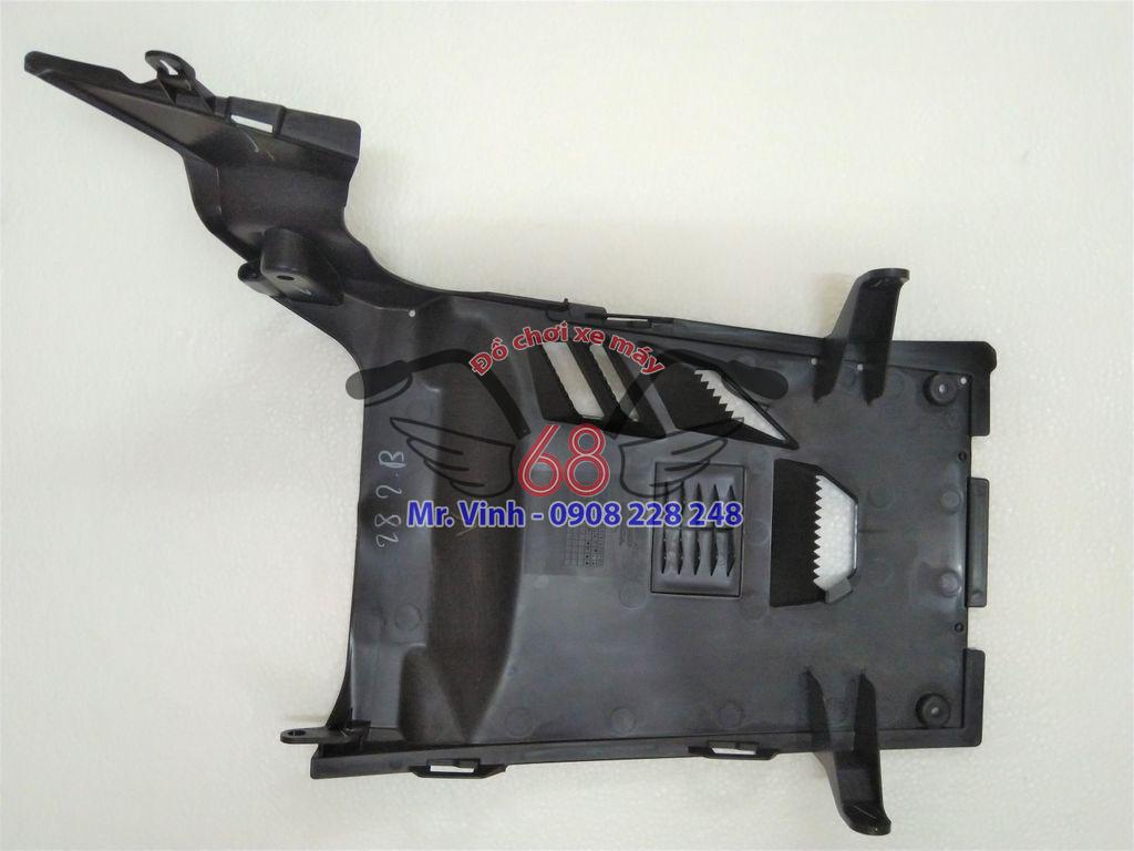 Ốp gầm Honda Click / Vario 2018 - Hình ảnh 2