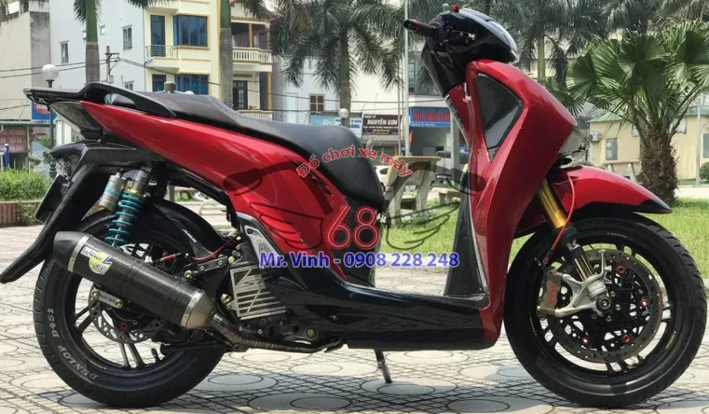 Honda SH đỏ độ – Nổi bật thu hút khi đi trên phố