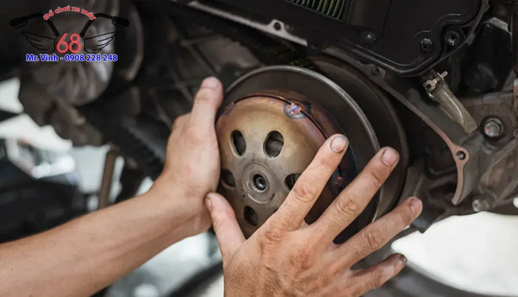 Vệ sinh bộ nồi sau xe tay ga