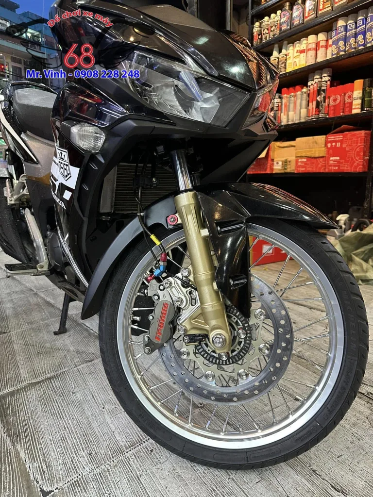 Winner độ đĩa heo trước