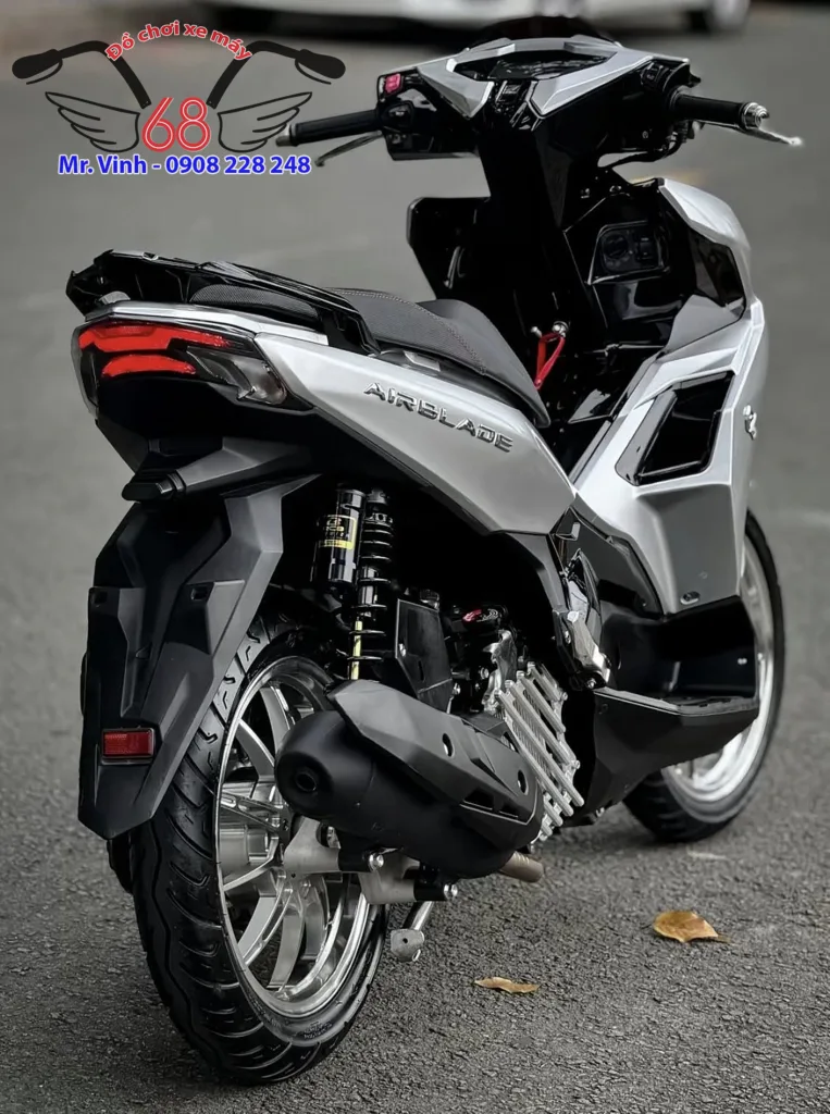 Độ đồ chơi cho xe AriBlade